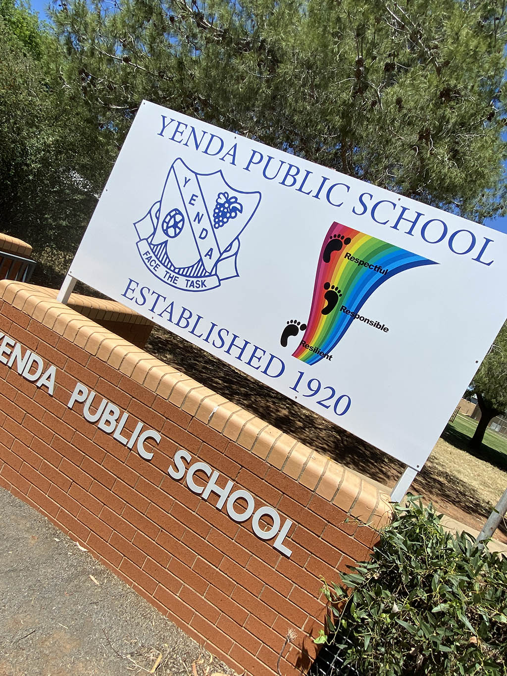 PostPanelSign6 post & panel signs